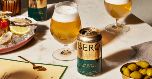 Lifestyle BERO pour showing the product in use.